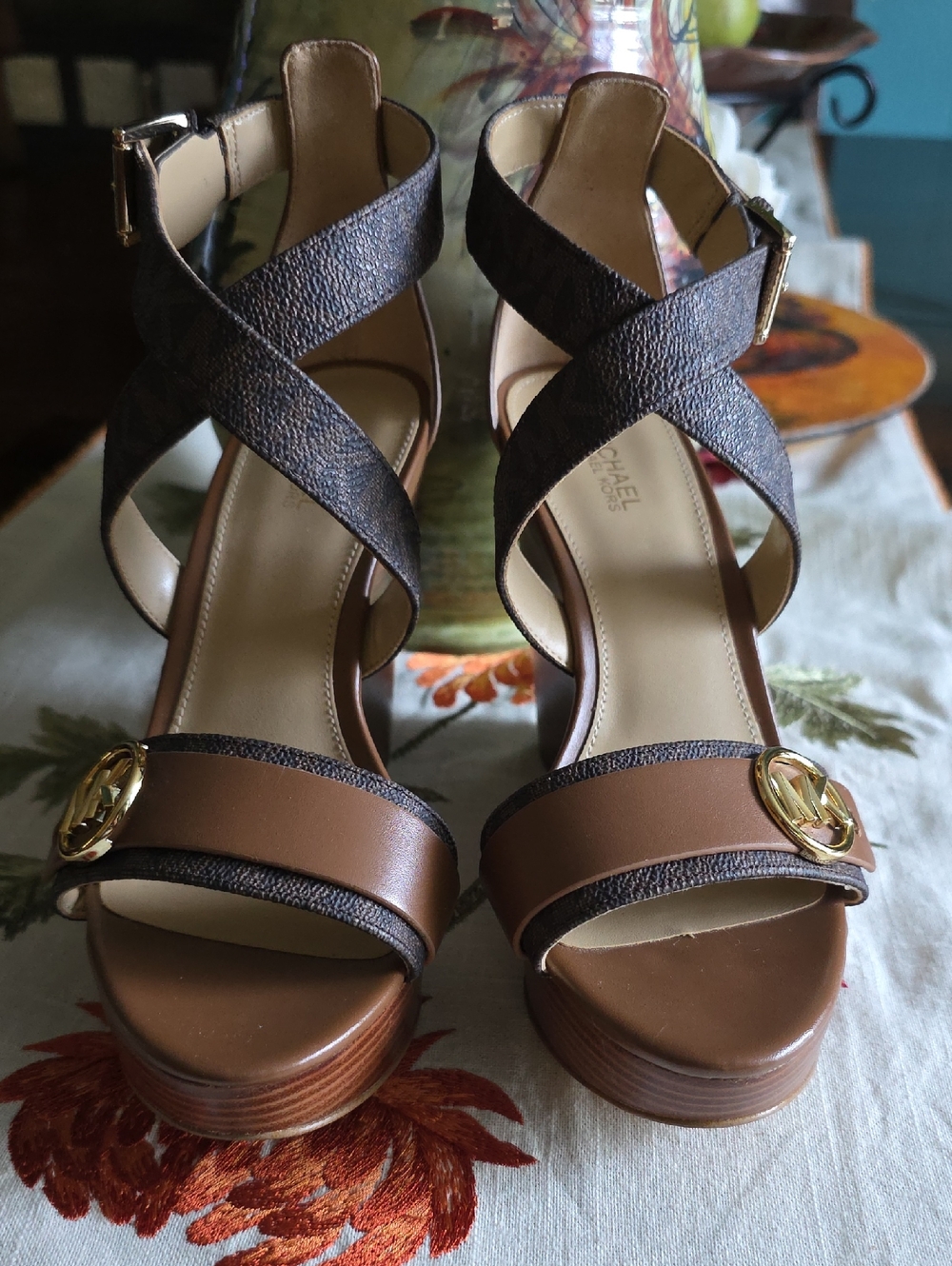 Size 6 Michael Kors Brown & Dark Brown Logo-Print Platform Heels